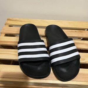 adidas Adilette Aqua Slide Sandal for Women, Size 6 - Core Black/Cloud White NEW